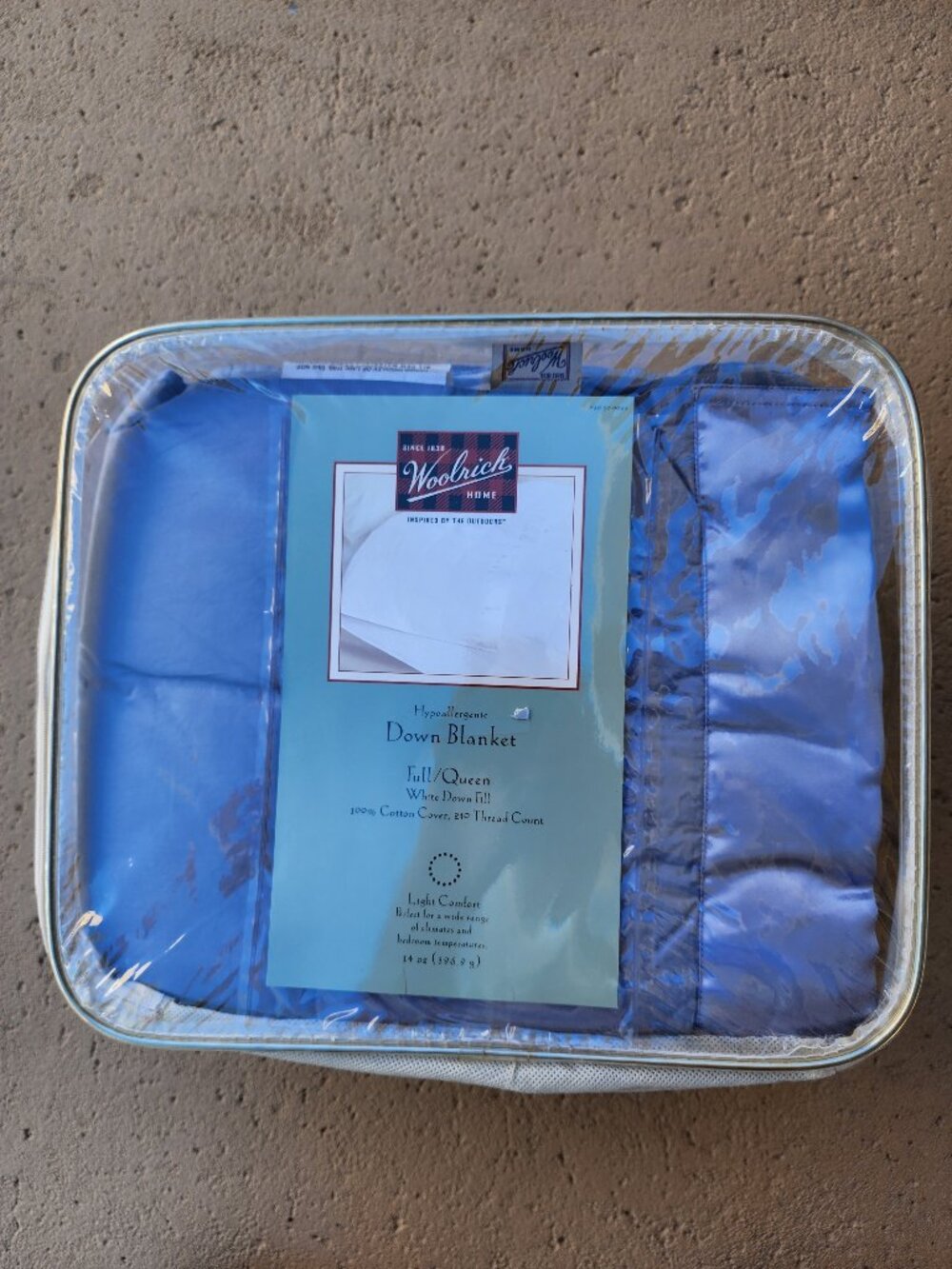 Full/Queen Woolrich Down Blanket, Blue, Brand new